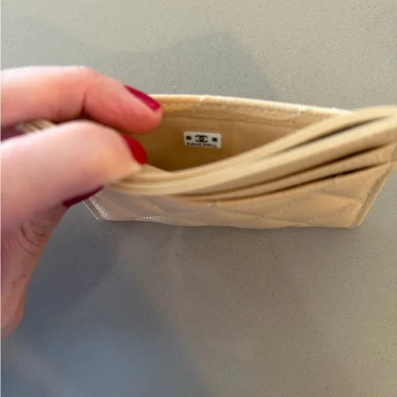 Chanel Beige Caviar Cardholder - Picture 6 of 11